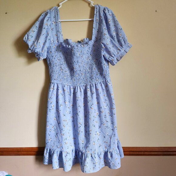 Charmed Hearts Floral House Dress - With Elastic From The Chest Size 2XL - Picture 1 of 6
